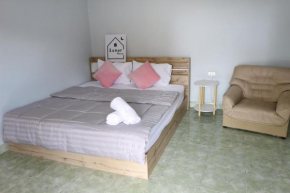 Lunar house - 2 min to Hatyai village
